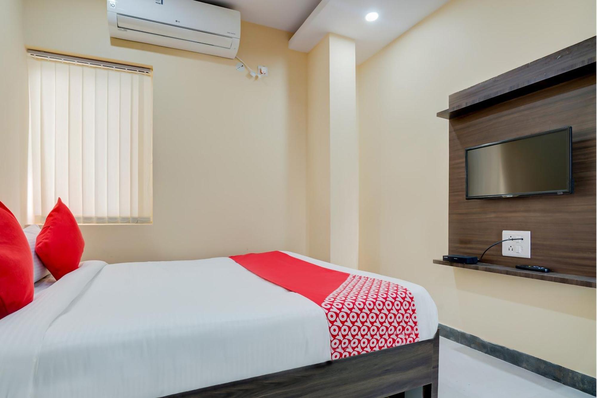 Hotel O Alekhya Residency Cafe Bahar Sururnagar Экстерьер фото