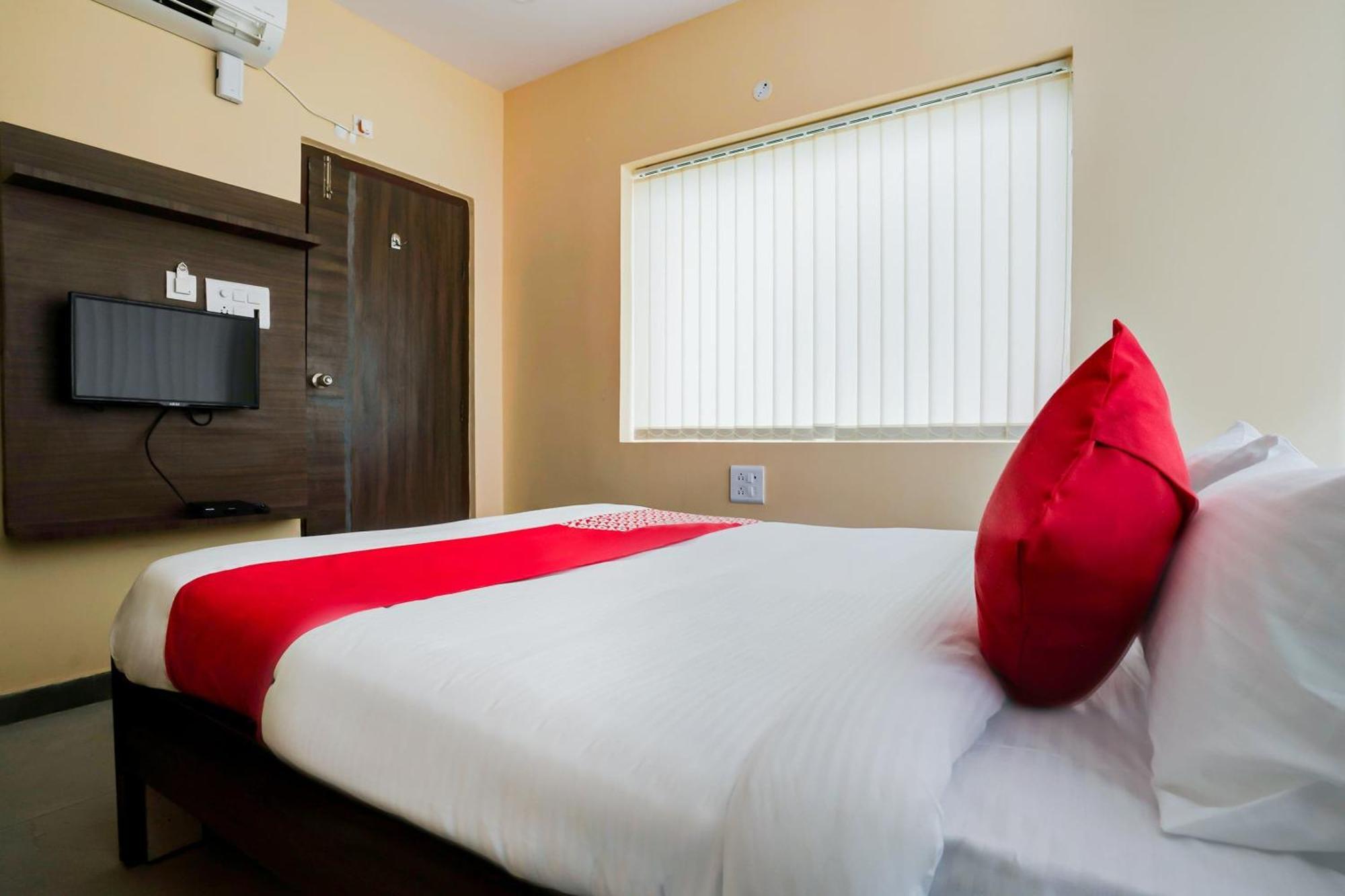 Hotel O Alekhya Residency Cafe Bahar Sururnagar Экстерьер фото